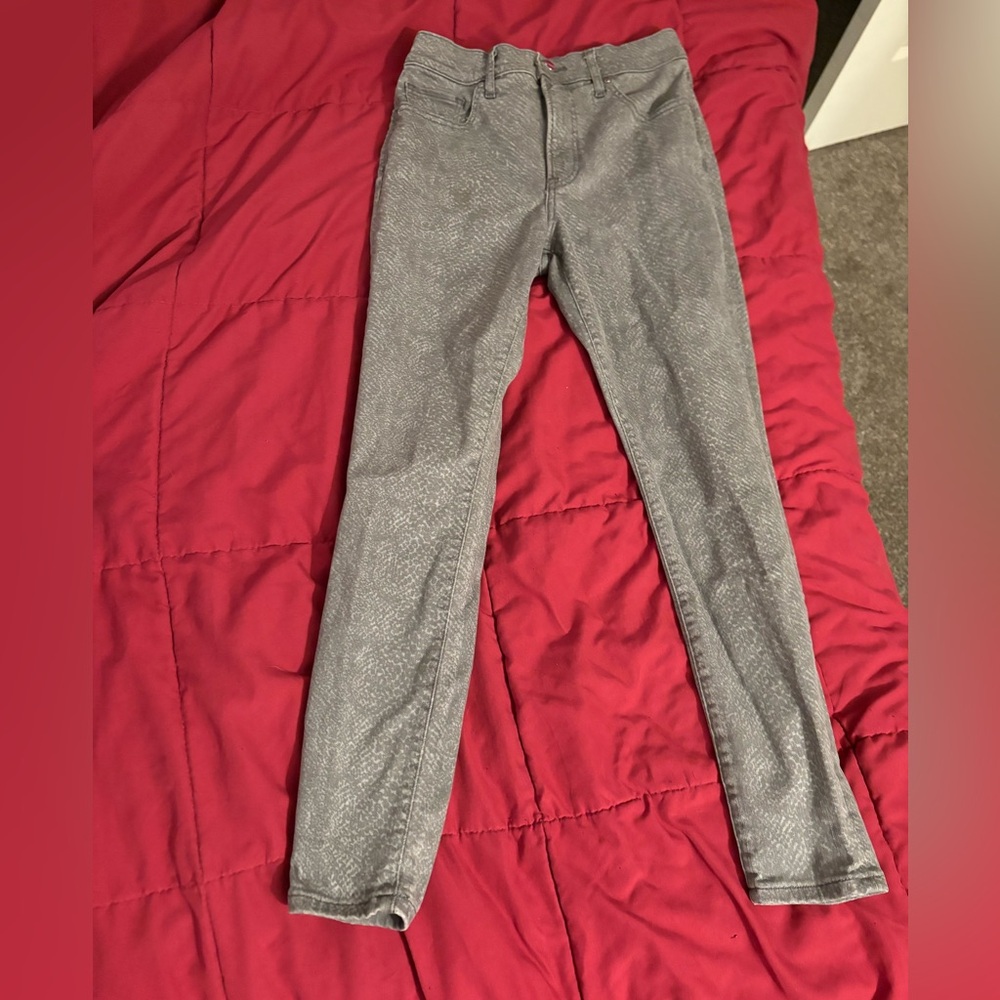 Express jeans slim jeans, size 4 nwot